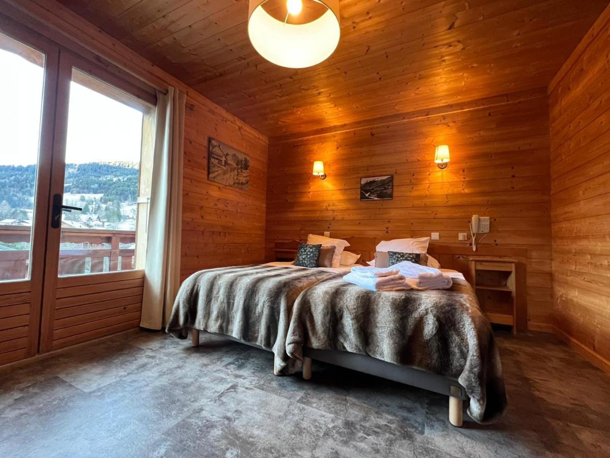 Hotel Le Christiania Ле-Контамин-Монжуа Экстерьер фото